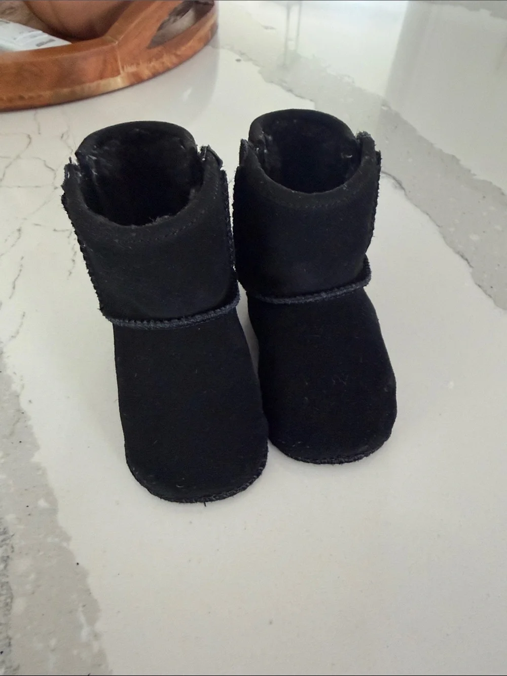 UGG soft black